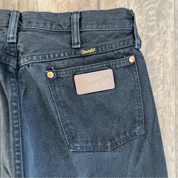 Wrangler Vintage 90s Washed Black Cowboy Cut Long Straight Leg Jeans - Picture 6 of 9